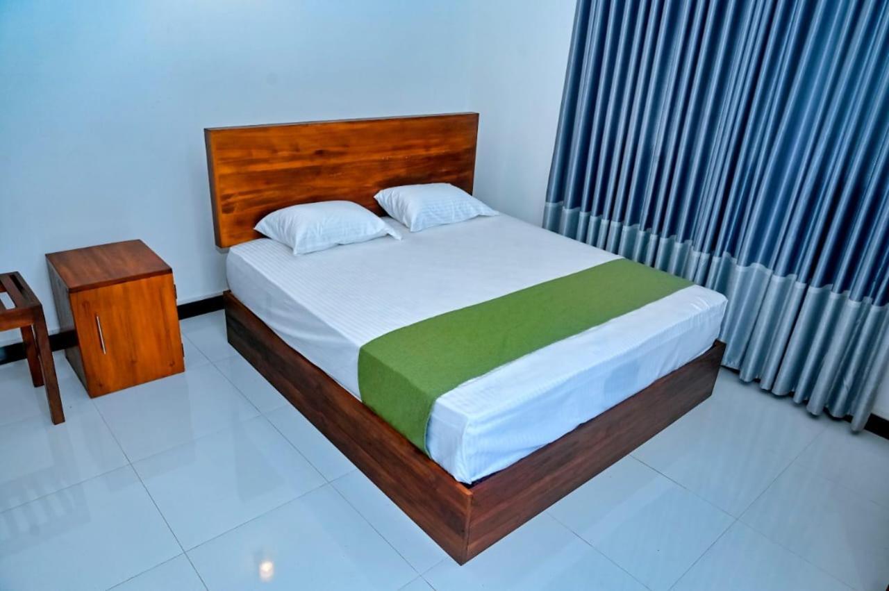 Emerald Home Stay Anuradhapura Exterior foto